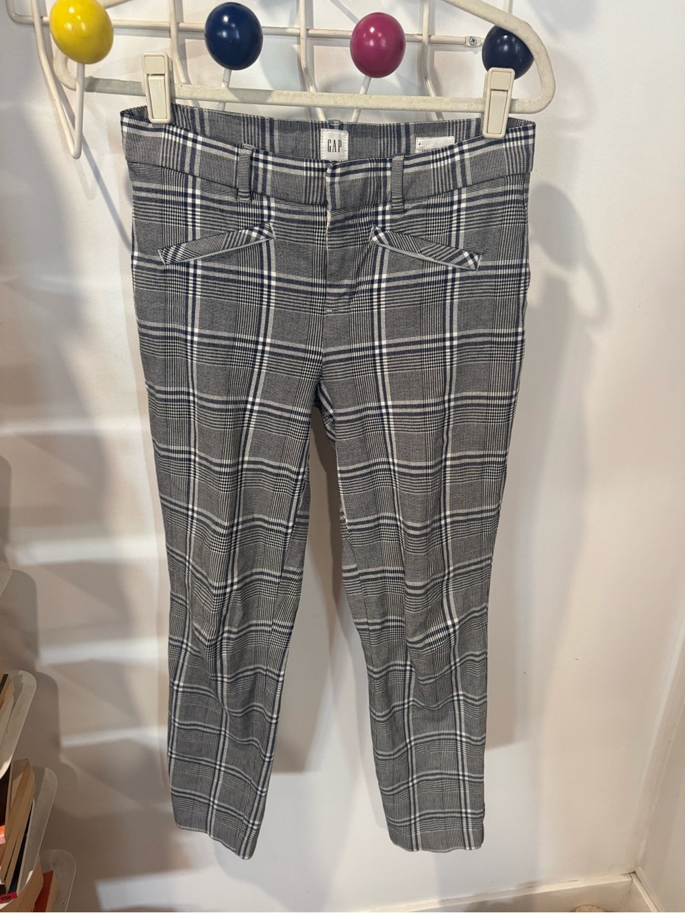 GAP Navy and White Plaid Signature Skinny Ankle Pants